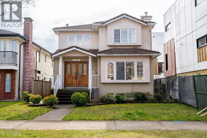Property Photo:  726 East 56th Avenue  BC V5X 1R9 