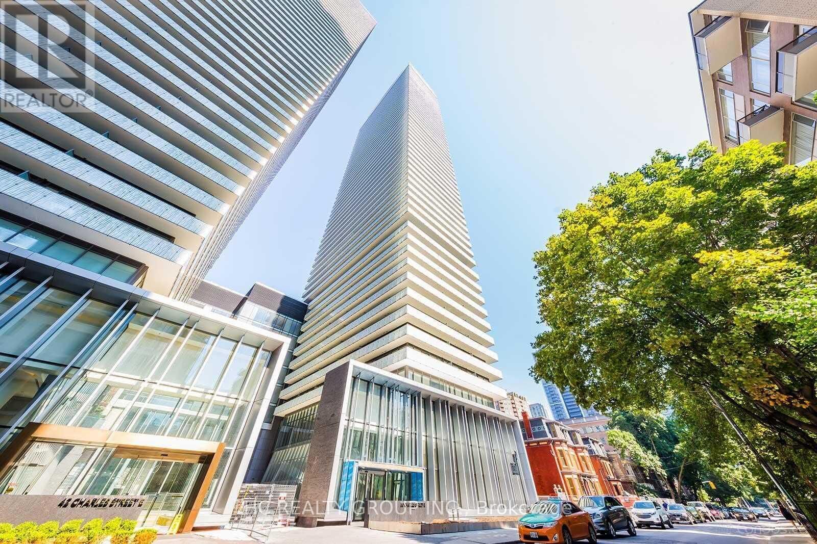 Property Photo: 50 Charles Street East Lph4803 ON M4Y 0C3