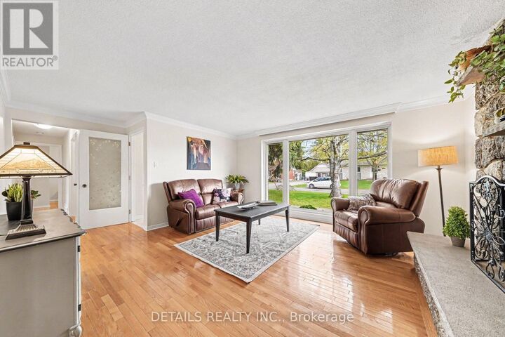 Property Photo:  1310 Cousineau Street  ON K1C 1A7 