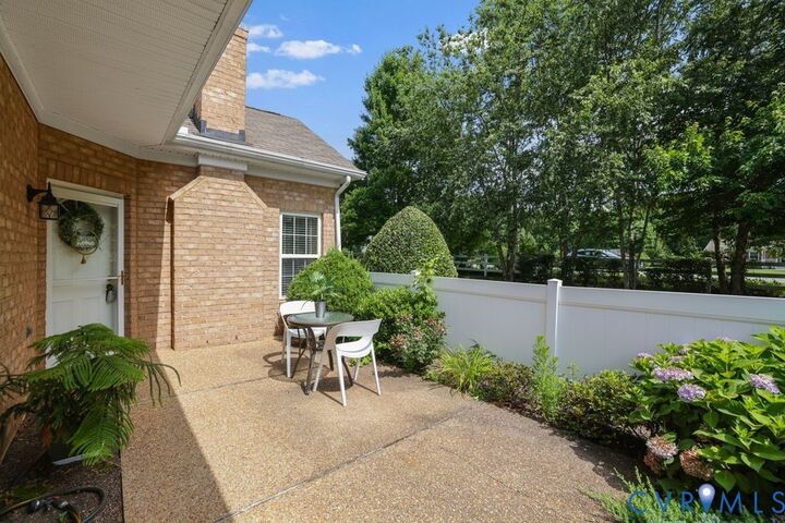 Property Photo: 7363 Norwood Pond Place VA 23112