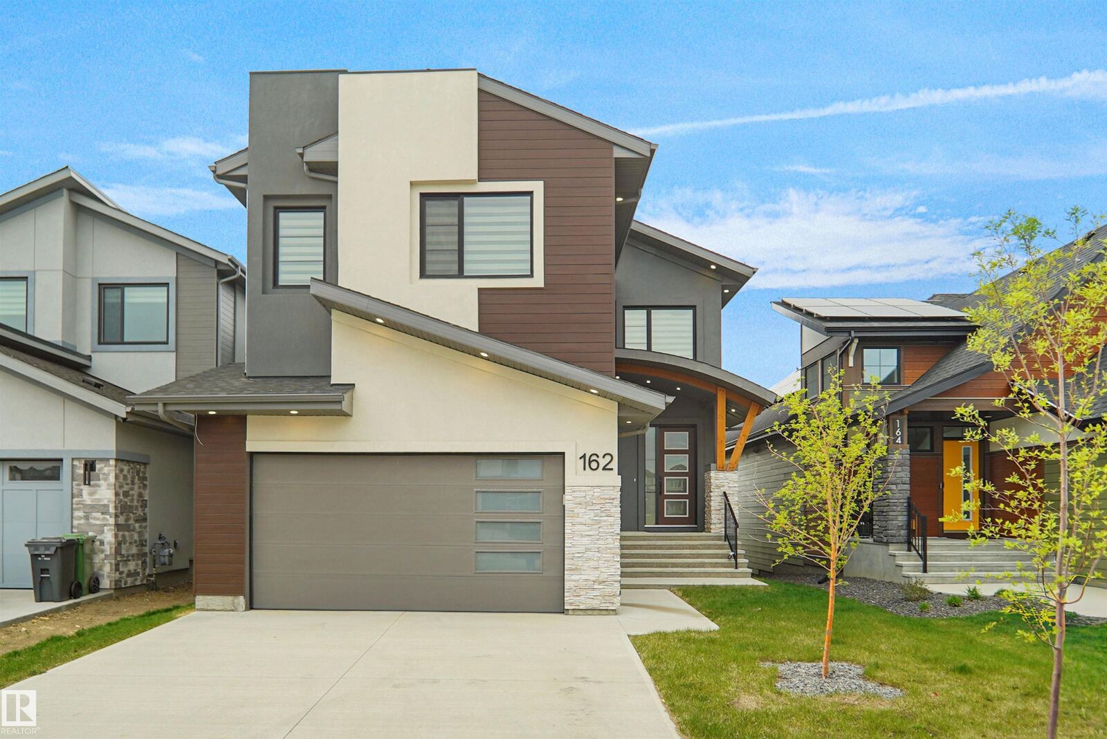 Property Photo:  162 Edgewater Circle  AB T9E 1K5 