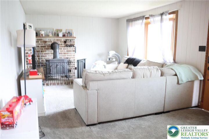 Property Photo:  3638 Washington Street  PA 18020 