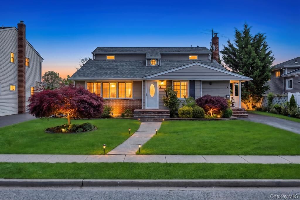 Property Photo: 2 Wellesley Lane NY 11801