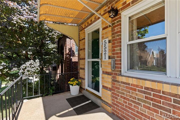 Property Photo:  5521 Murdoch Avenue  MO 63109 