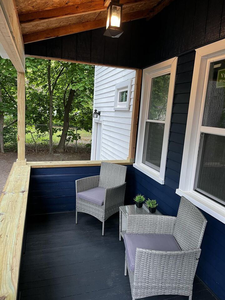 Property Photo:  1135 Holt Street  MI 49442 