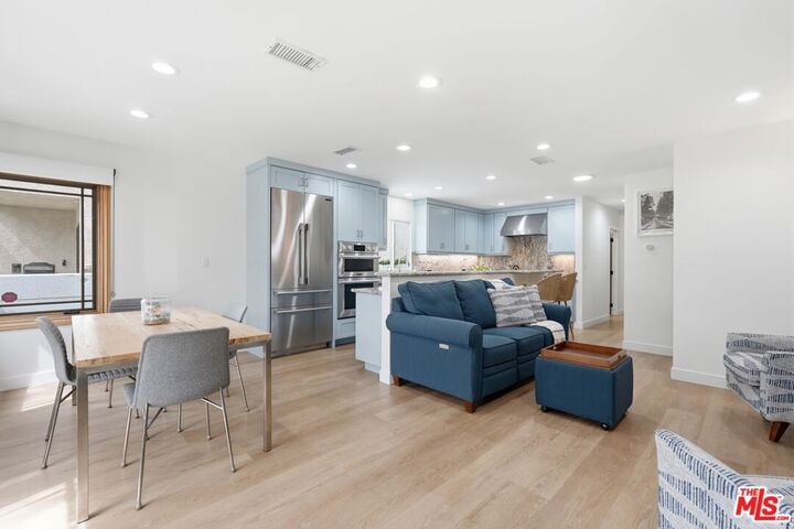 Property Photo:  3600 Pine Avenue  CA 90266 