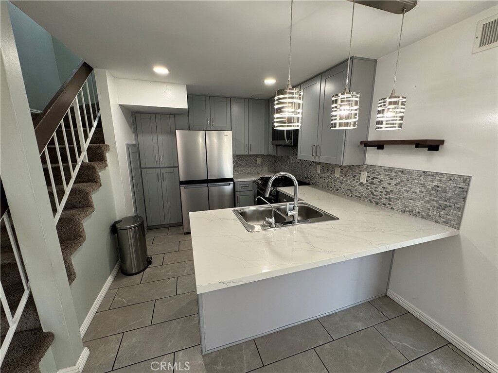 Property Photo:  810 W Lambert  CA 90631 