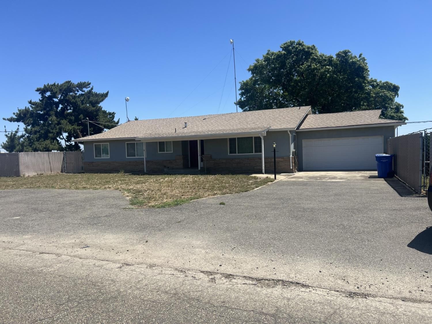 Property Photo: 1936 Clinton Road CA 95326