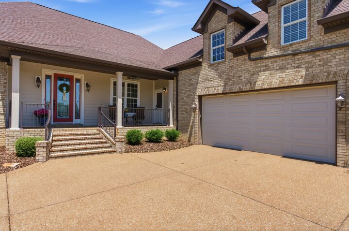 Property Photo:  1072 Gadwall Cir  TN 37075 