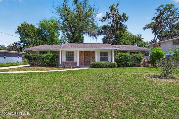 Property Photo:  5439 Contina Avenue  FL 32277 