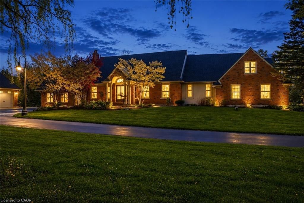 Property Photo:  1670 Medad Springs Court  ON L8P 0B7 
