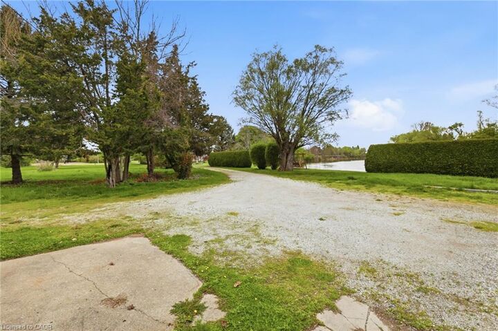 Property Photo:  7526 Grande River Line  ON N7M 5J7 
