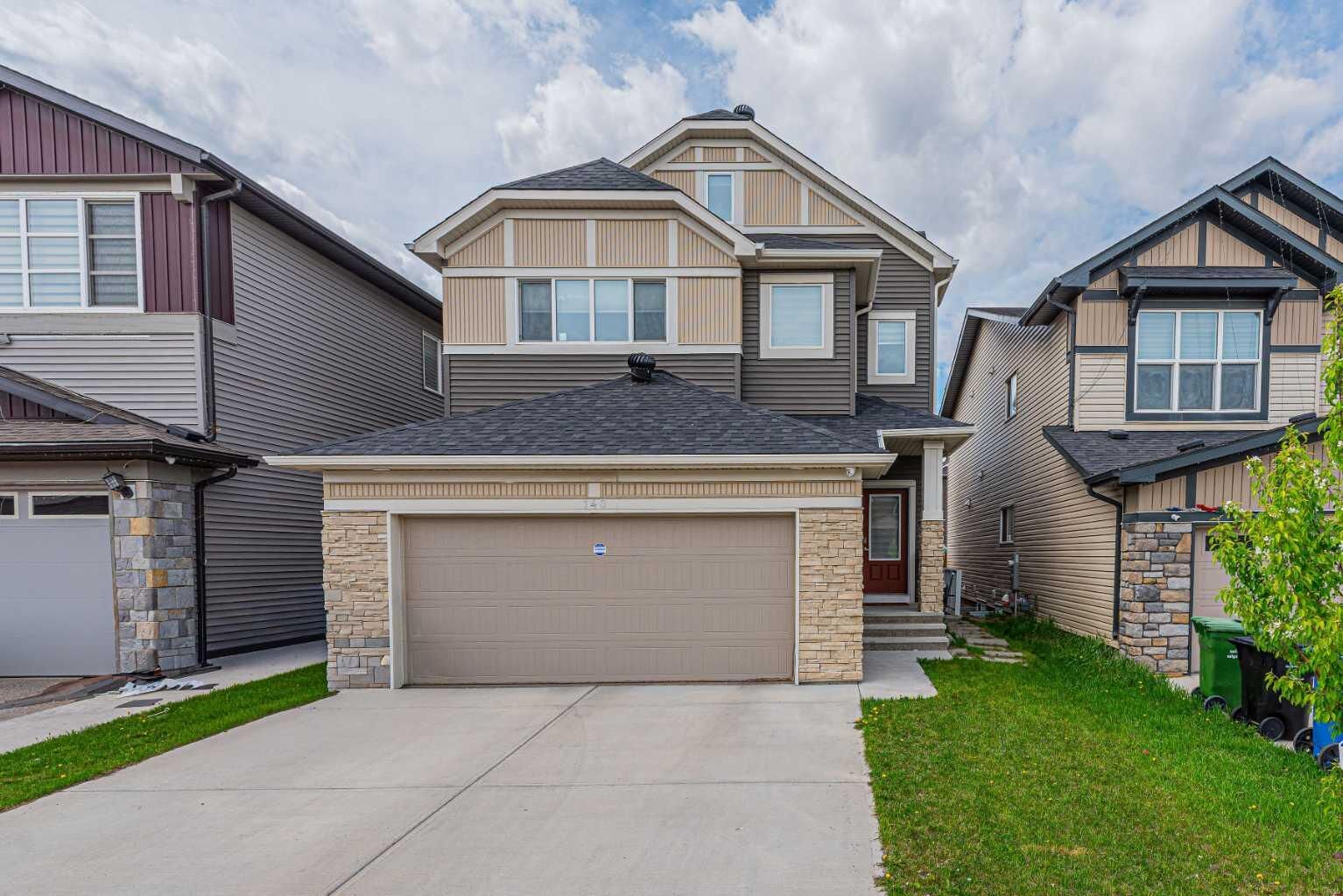 Property Photo: 148 Savanna Close NE AB T3J 0X8