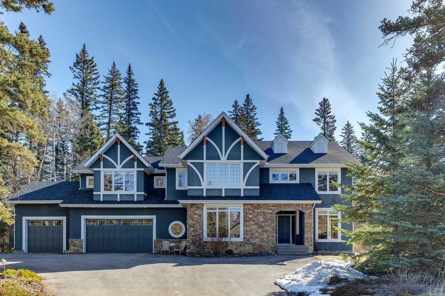 Property Photo:  307 Hawks Nest Hollow  AB T0L 1W0 