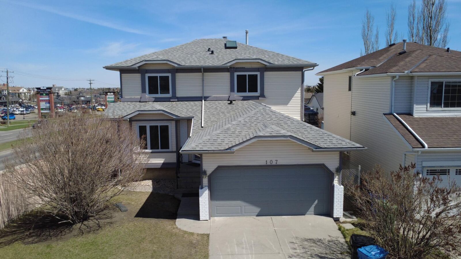 Property Photo: 107 Harvest Oak Crescent NE AB T3K 4C9