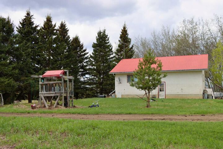 Property Photo:  23034 Township Road 734  AB T0H 3N0 