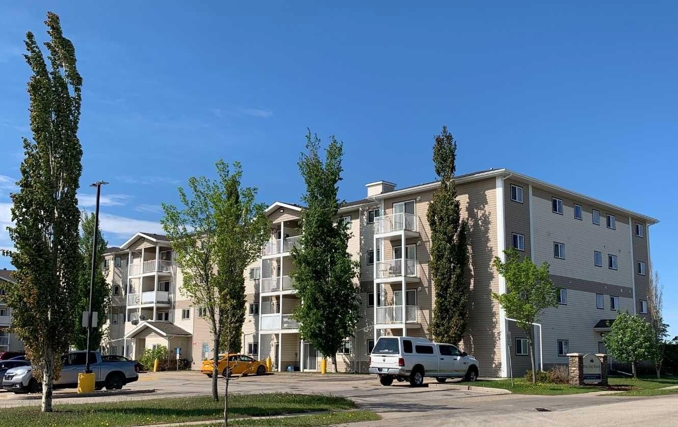 Property Photo:  12025 Royal Oaks Drive 301  AB T8V 2K8 