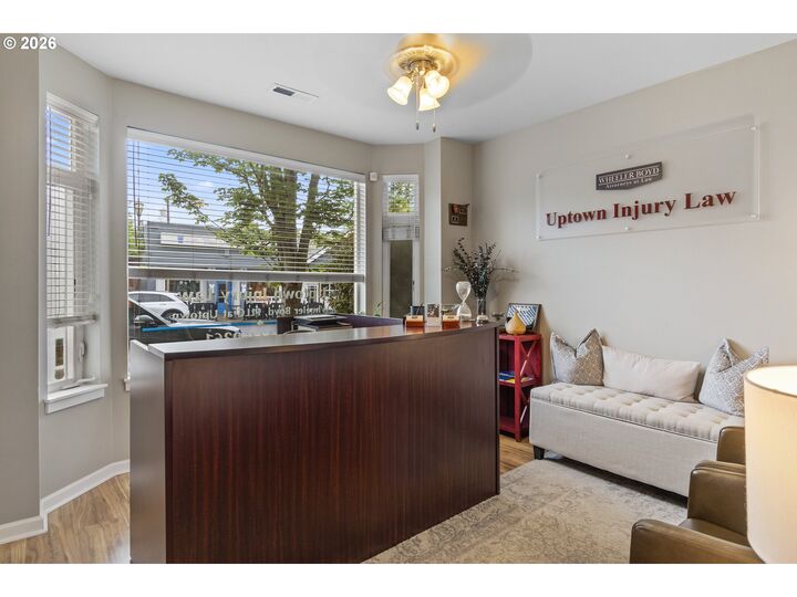 Property Photo: 2412 Main St WA 98660