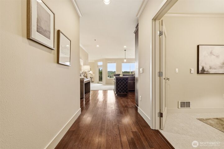 Property Photo: 8850 Redmond Woodinville Road NE 301 WA 98052