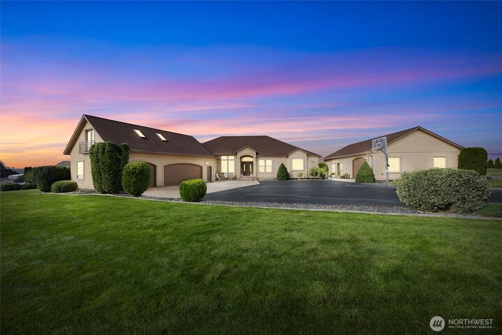 Property Photo:  5759  Road 6.9  NE  WA 98837 