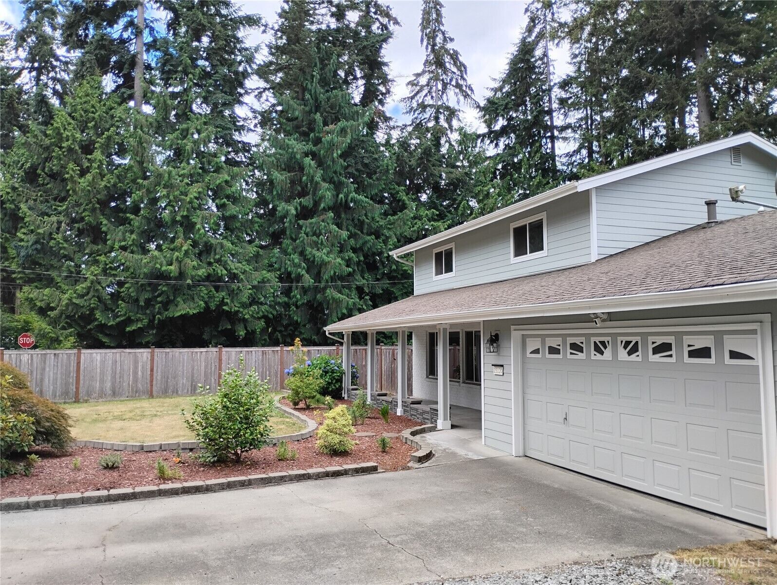 Property Photo:  15120  108th Avenue E  WA 98374 