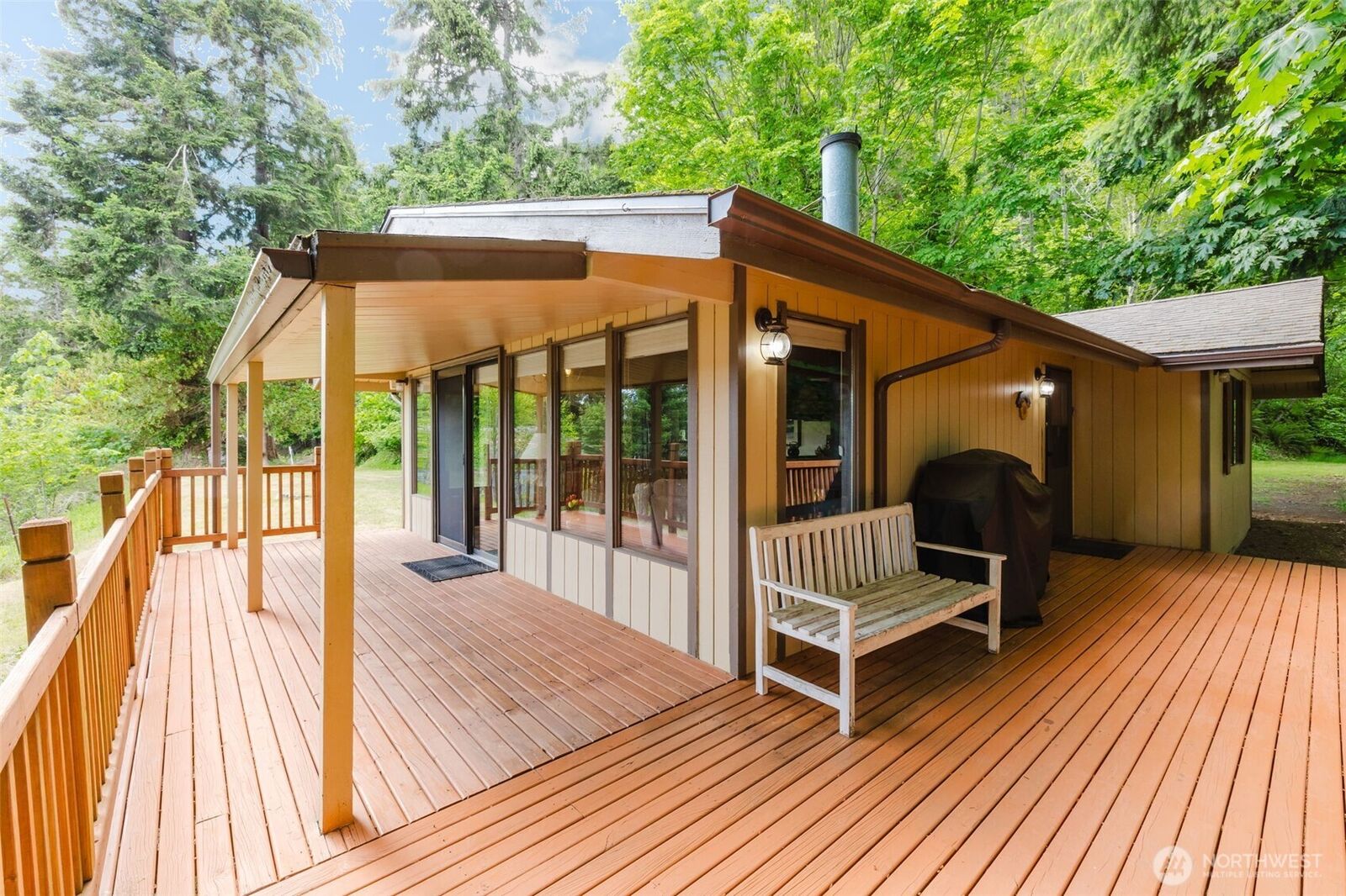 Property Photo:  30 NE Alta Vista Drive  WA 98528 