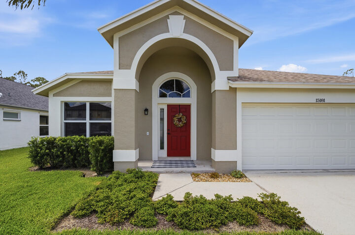 Property Photo:  15181 Oak Chase Court  FL 33414 
