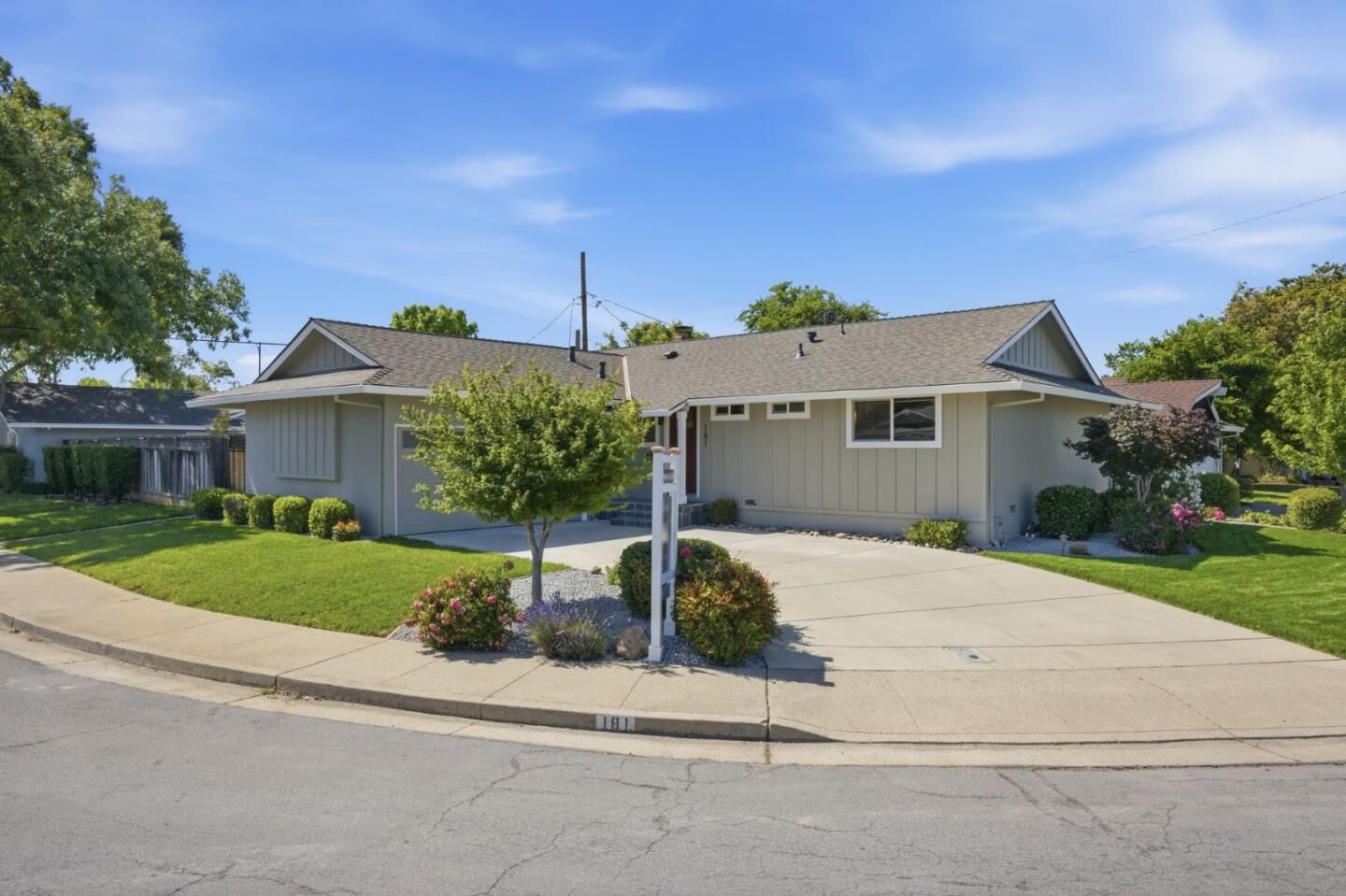 Property Photo: 181 Warwick Drive CA 95008