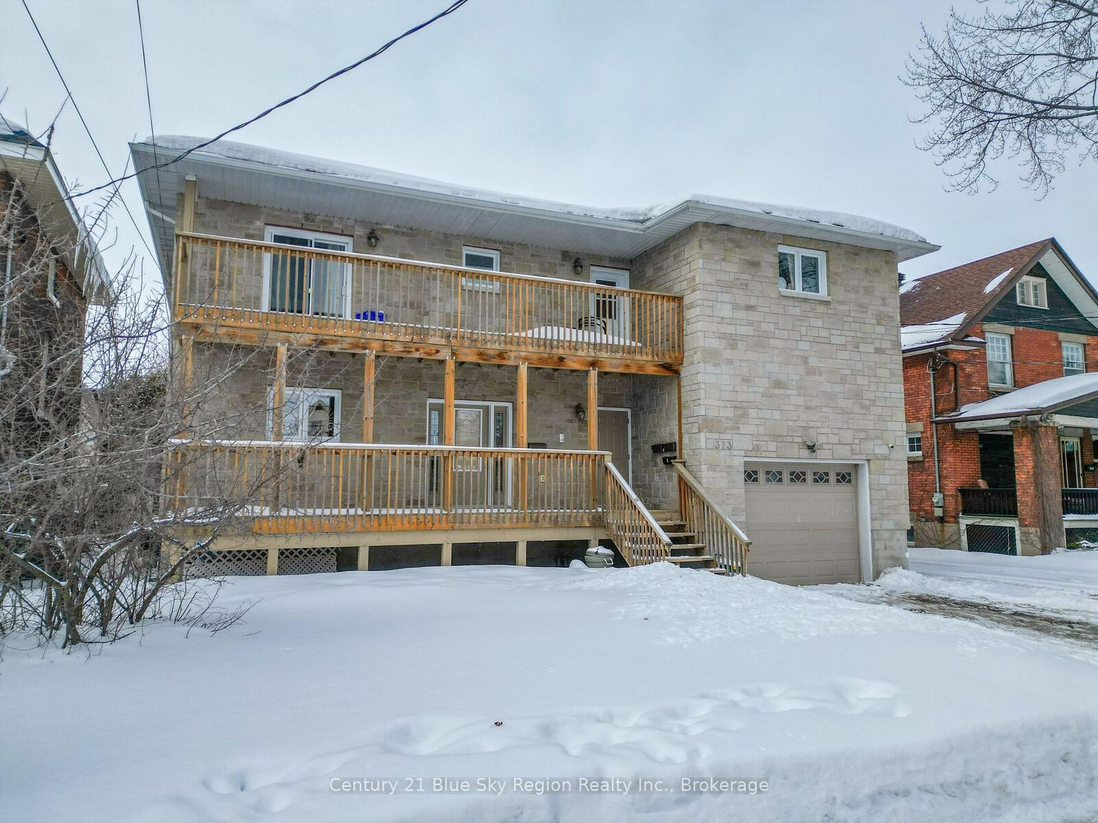 Property Photo:  373 First Avenue E  ON P1B 1K2 