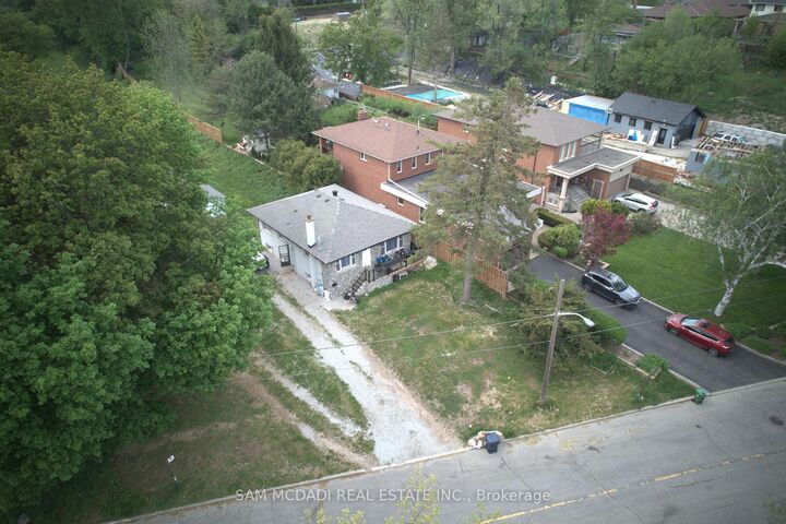 148 Rowntree Mill Road S — photo 1