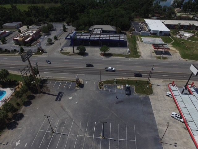 Property Photo:  1088 Lakes Boulevard  GA 31636 