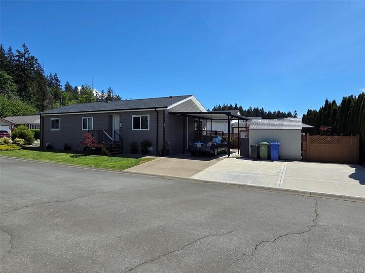 Property Photo:  5555 Grandview Rd 116  BC V9Y 8H5 