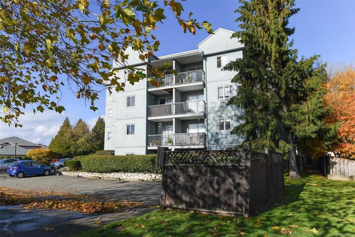 1050 Braidwood Rd 409 — photo 1