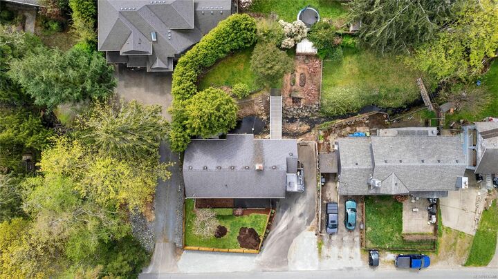 Property Photo:  955 Sluggett Rd  BC V8M 1E4 
