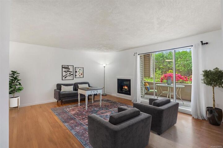 Property Photo: 1055 Hillside Ave 105 BC V8T 2A4
