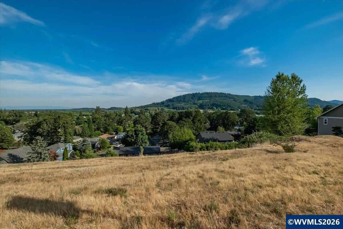 Property Photo:  563 Coastal View Dr  OR 97370 
