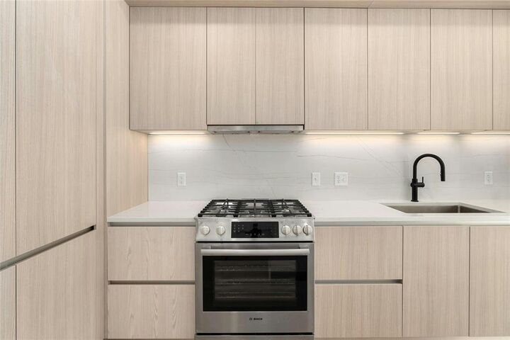 Property Photo: 2209 S 1st Street 332 TX 78704