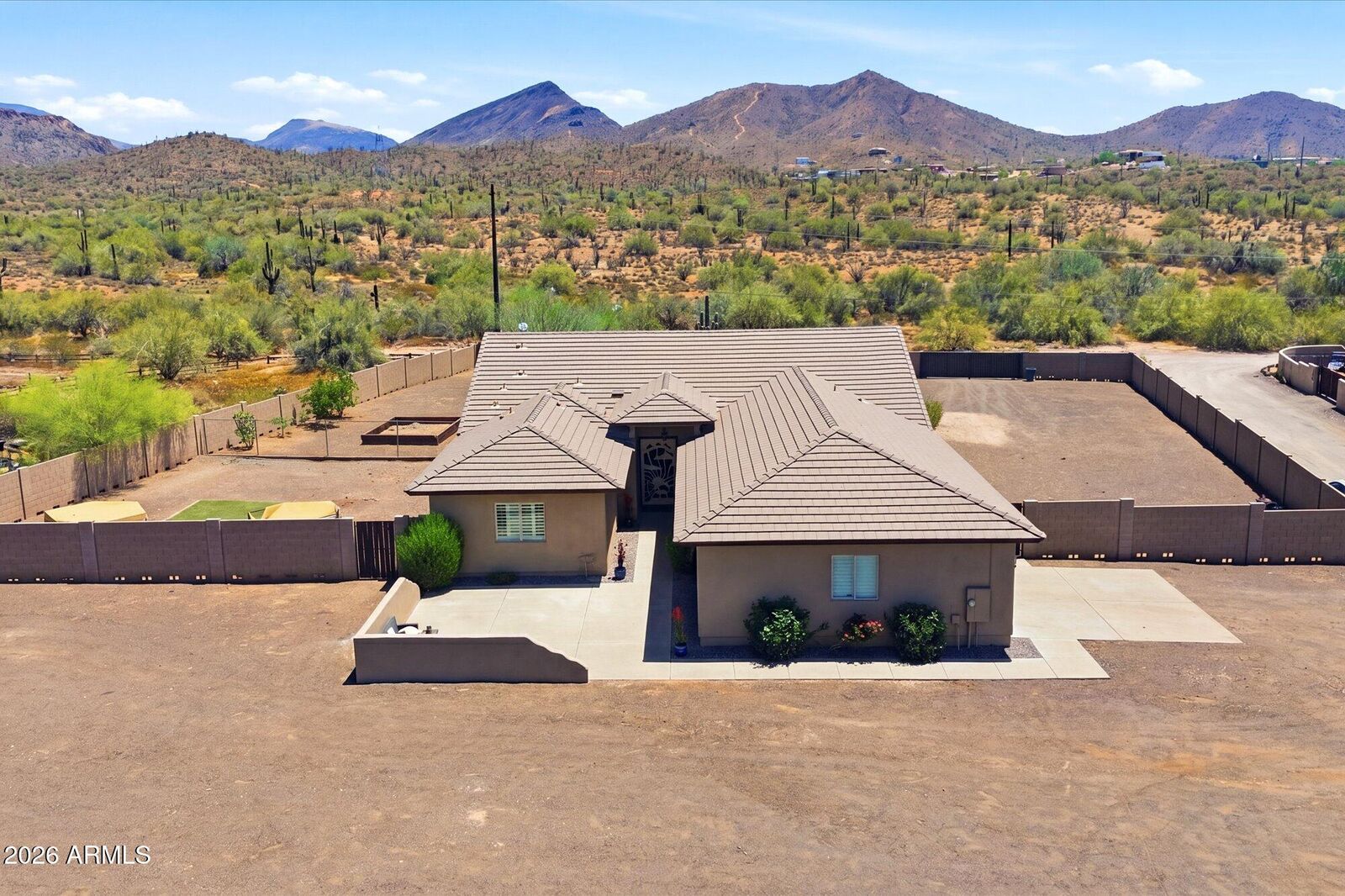 Property Photo:  40724 N Central Avenue  AZ 85086 