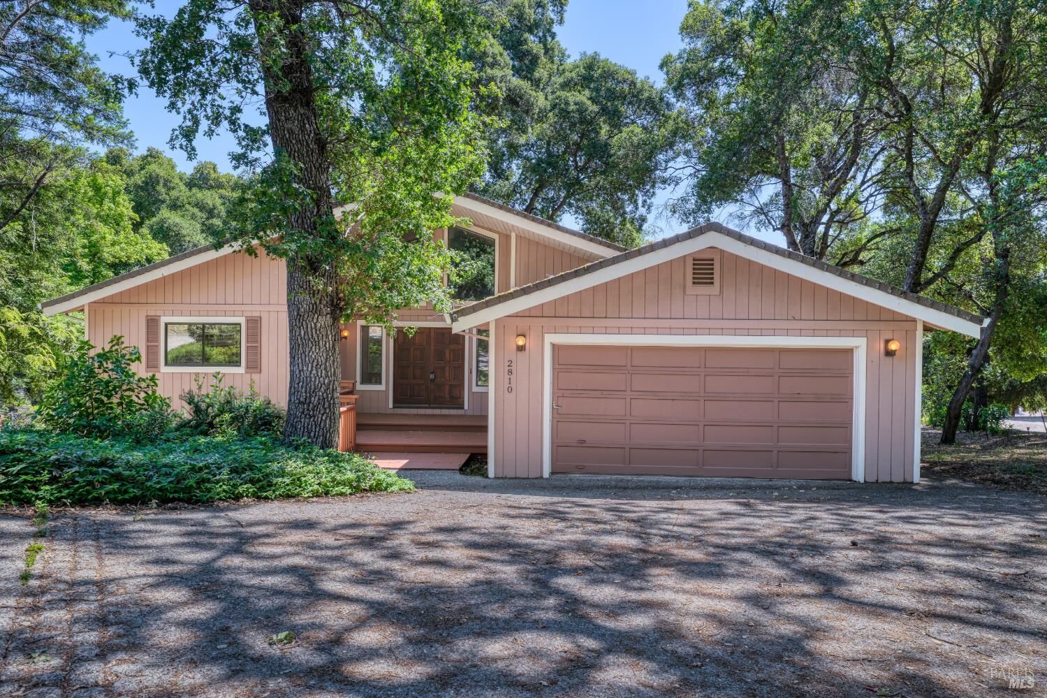 Property Photo:  2810 Greenway Drive  CA 95451 
