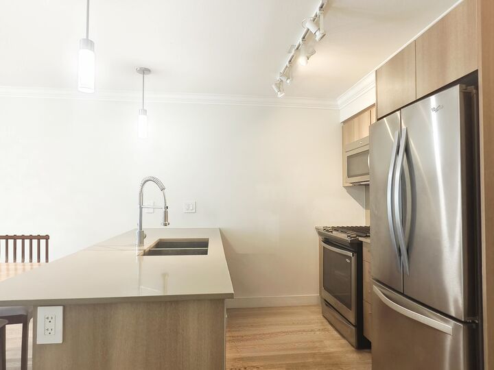 Property Photo: 7058 14th Avenue 209 BC V3N 0E6