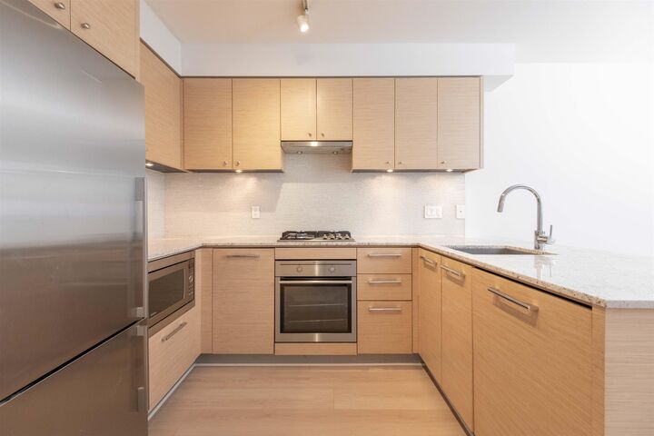 Property Photo: 6180 Cooney Road 803 BC V6Y 0H2