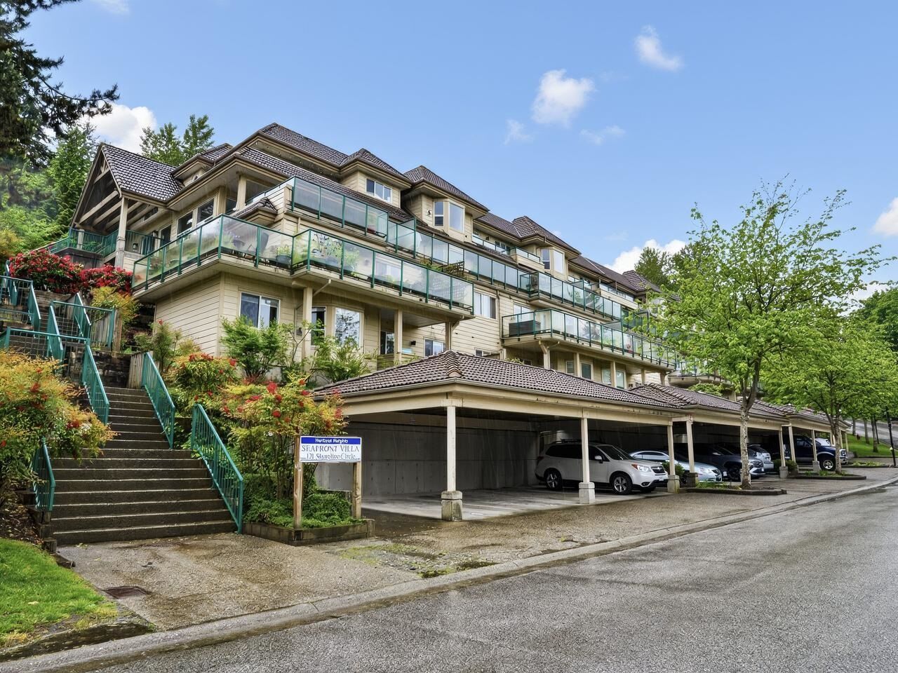 Property Photo:  121 Shoreline Circle 312  BC V3H 5G2 