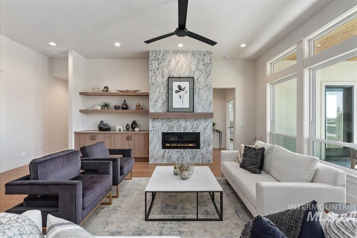 Property Photo:  6765 N Willowside Ave  ID 83646 