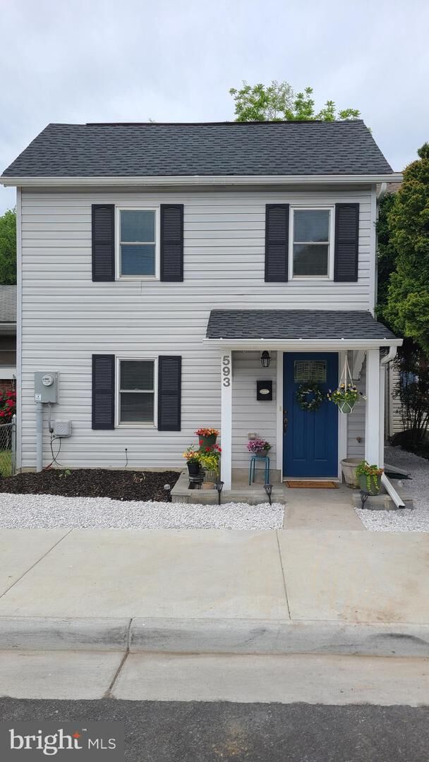 Property Photo:  593 N Kent Street  VA 22601 