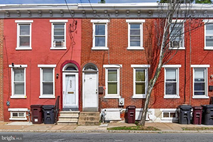Property Photo: 835 N Spruce Street DE 19801