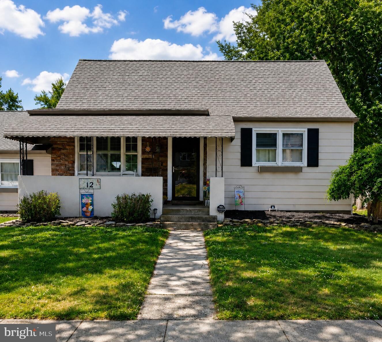Property Photo:  12 Digby Drive  NJ 08012 