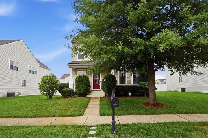 Property Photo: 15521 Ann Arden Avenue VA 22193