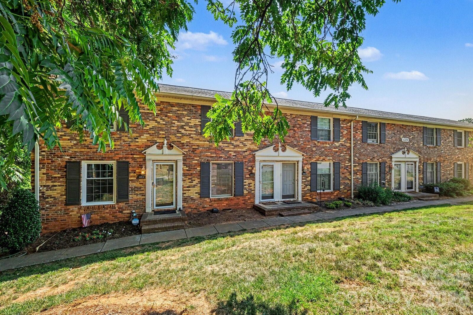 Property Photo:  4329 Hathaway Street B  NC 28211 