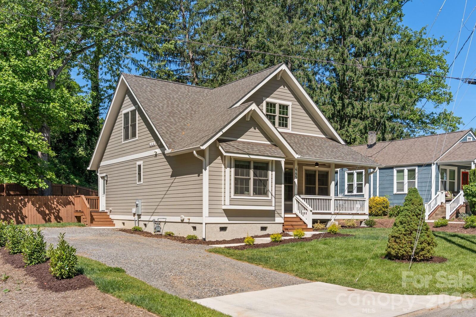 Property Photo:  445 Governors View Road  NC 28805 