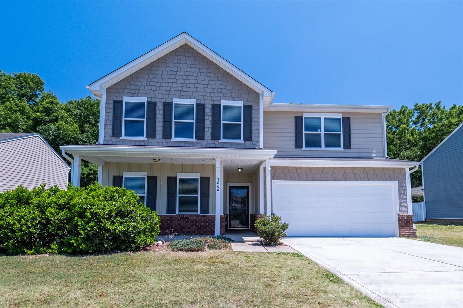 Property Photo:  3006 Houndscroft Road  NC 28079 